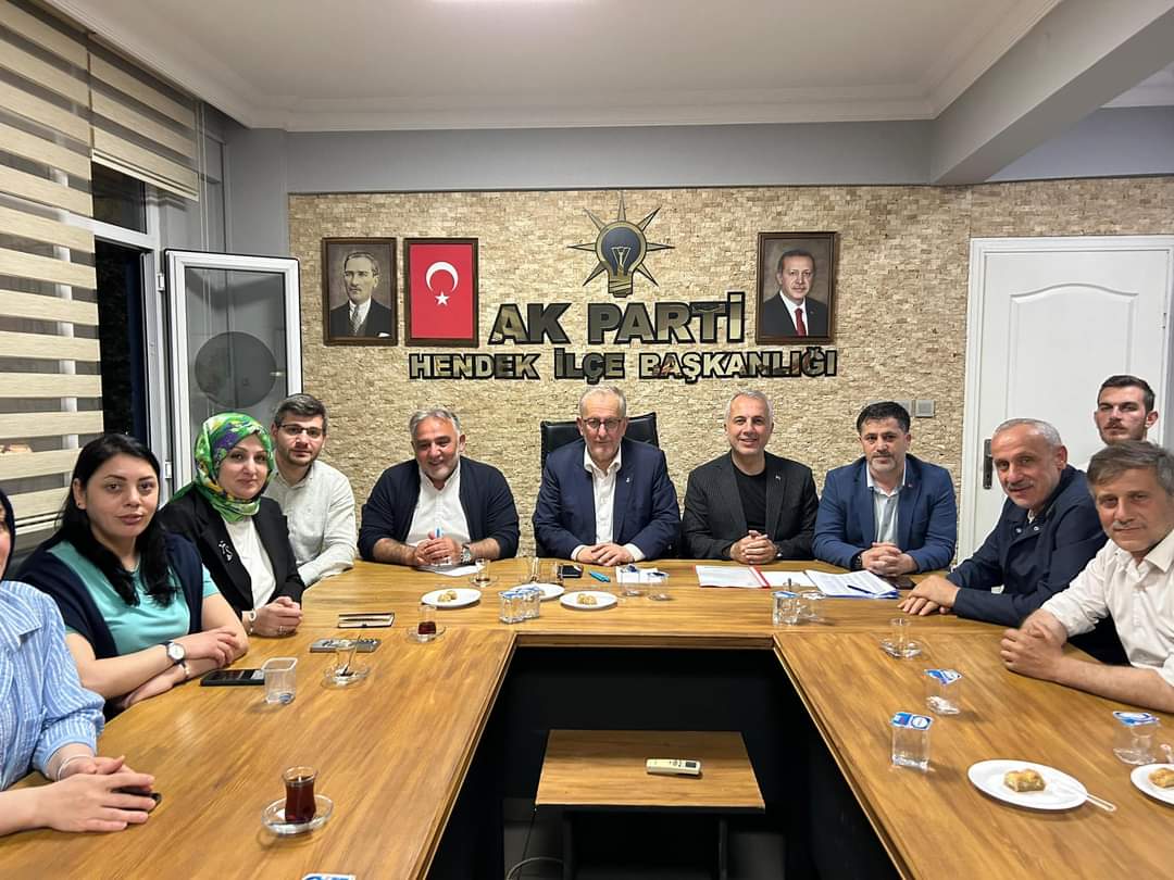 Babaoğlu, Ak Parti Haftalık Olağan Toplantısına Katıldı