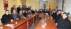 Haber: Hendek teşkilati’ndaki toplantida ‘tek adaya’ destek - Öne Çıkan