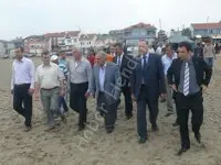 Haber: Karasu'da denizde kaybolan iki gencin arama çalişmalari sürüyor - Öne Çıkan