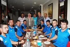 Haber: Kazimiyespor şampiyonluk yoluna çikti - Öne Çıkan