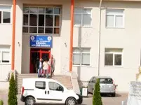Haber: Serpil öğretmene tecavüz ederek öldürülmesi olayi saniklarindan bir kişi hendek'te yakalandi - Öne Çıkan