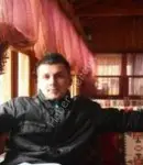 Hendek'te 26 yaşinda ki genç bayram sabahi evde ölü bulundu