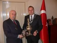 Haber: çürüksulu’dan ayhan’a tarihi semaver hediye - Öne Çıkan