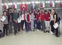 Haber: Hendekli yüzücüler madalyalari topladi - Öne Çıkan