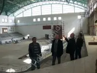 Haber: Bahadir salonu gezdi - Öne Çıkan