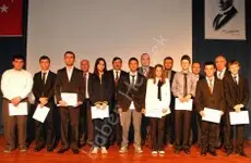 Haber: Lise öğrencileri birbirinden güzel mehmet akif ersoy şiirleri okudu - Öne Çıkan