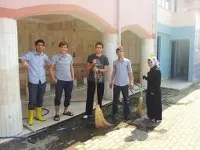 Haber: Camilere öğrenci eli değdi - Öne Çıkan