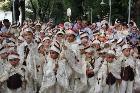 Haber: Hendekte muhteşem şölen - Öne Çıkan