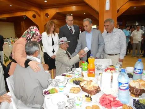 Haber: Huzurevi sakinleri onuruna iftar yemeği - Öne Çıkan