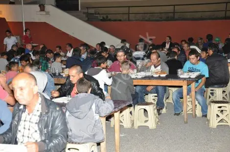 Haber: Dikmen gençleri iftarda buluştu - Öne Çıkan