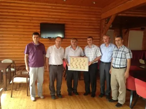 Haber: Geyveliler bayraktepe’de - Öne Çıkan