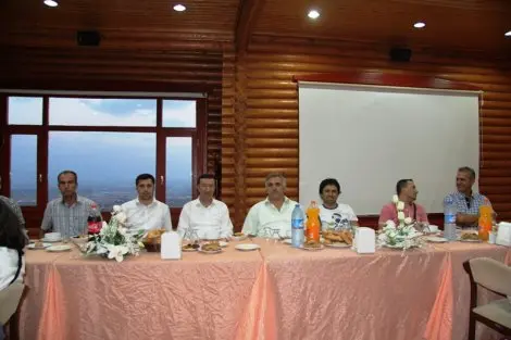 Haber: Ilk iftar voleybolcularla - Öne Çıkan