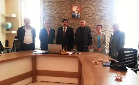 Haber: Karakadi,ilçe milli eğitim müdürünü ziyaret etti - Öne Çıkan
