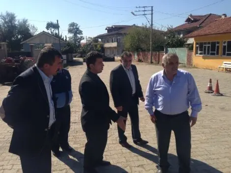 Haber: Inci, yeşilyurt mahallesi’nde yapilan çalişmalari inceledi - Öne Çıkan