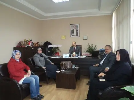 Haber: Ak parti ilçe kadin kollari başkanindan hasta ve orman işletme müdürüne ziyaret - Öne Çıkan
