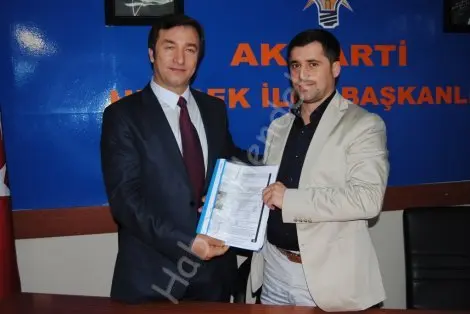Haber: Bedir,adayliktan vazgeçti dedikodularina cevap verdi - Öne Çıkan