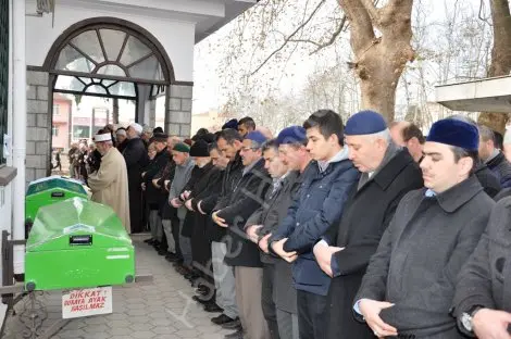 Haber: Nemli ve çikmak ailelerinin acigünü - Öne Çıkan