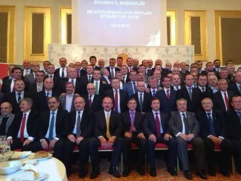 Haber: Ak parti belediye başkani aday adaylari istişare toplantisinda buluştu - Öne Çıkan
