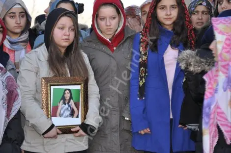 Haber: Hayat dolu sinem , engelliler gününde hayatini kaybetti - Öne Çıkan