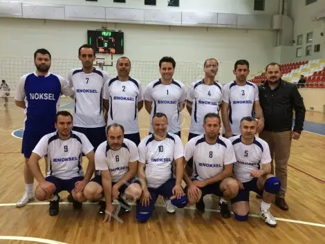 Noksel a takimi kupaya göz kirpti