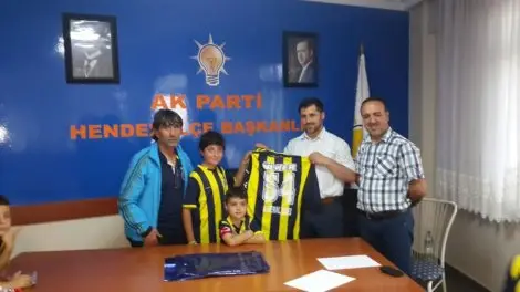 Fenerbahçe spor okulu ak parti’yi ziyaret etti