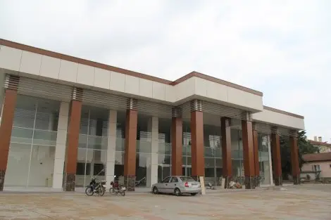 Hendek terminal, tamamlandi,terminal taşinacak