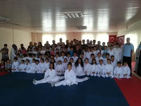 Haber: Hendek karate büyümeye devam ediyor - Öne Çıkan