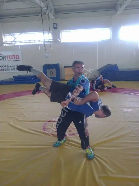Haber: Küt ,veteranlar dünya şampiyonasi için sirbistan’a gitti - Öne Çıkan
