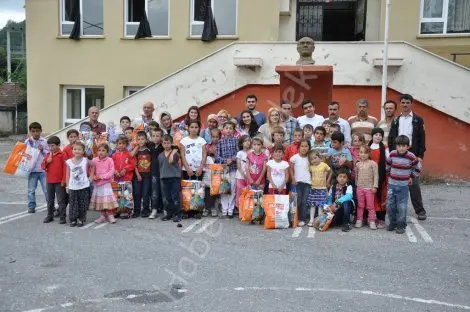Haber: Dikmen ilkokuluna hayirsever eli değdi - Öne Çıkan