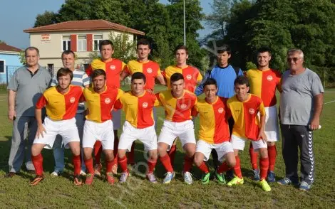 Haber: Akovaspor taçi takti! - Öne Çıkan
