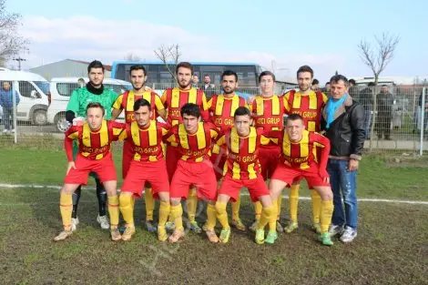 Akovaspor ve yeşiller gençlikspor galip
