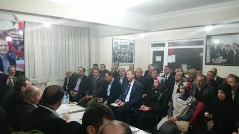 Haber: Ak parti hendek’te görev dağilimi yapildi - Öne Çıkan