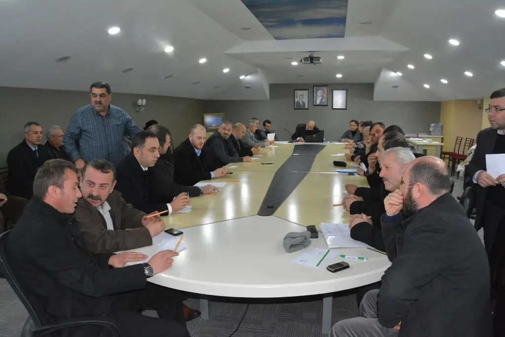 Haber: Meclis Toplantısında Muhalefet Emlak vergisi ve Su Faturalarının Yüksekliğine Dikkat Çekti - Öne Çıkan
