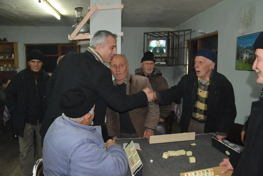 Haber: Babaoğlu , Hız Kesmeden Ziyaretleri Sürdürüyor - Galeri-3