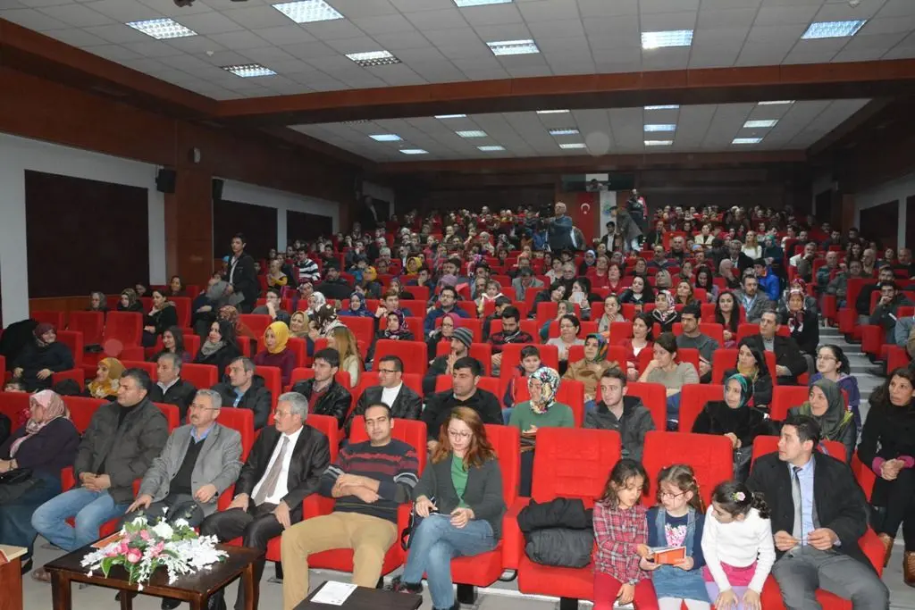 Haber: Hendek’te Türk Halk Müziği Şöleni - Galeri-1