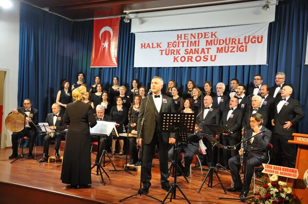 Haber: Hendek'te Muhteşem Türk Sanat Müziği Konseri - Galeri-3