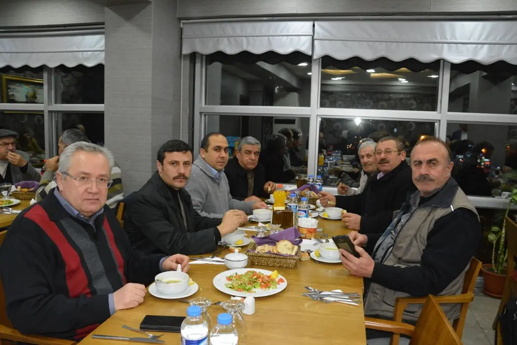 Haber: Ordulular Dernek Başkan ve Üyeleri Hendek’te  yemekte bir araya geldi - Galeri-3