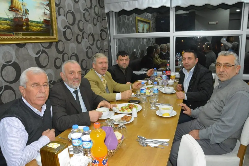 Haber: Ordulular Dernek Başkan ve Üyeleri Hendek’te  yemekte bir araya geldi - Galeri-6