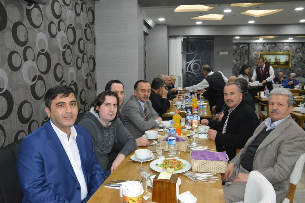 Haber: Ordulular Dernek Başkan ve Üyeleri Hendek’te  yemekte bir araya geldi - Galeri-1