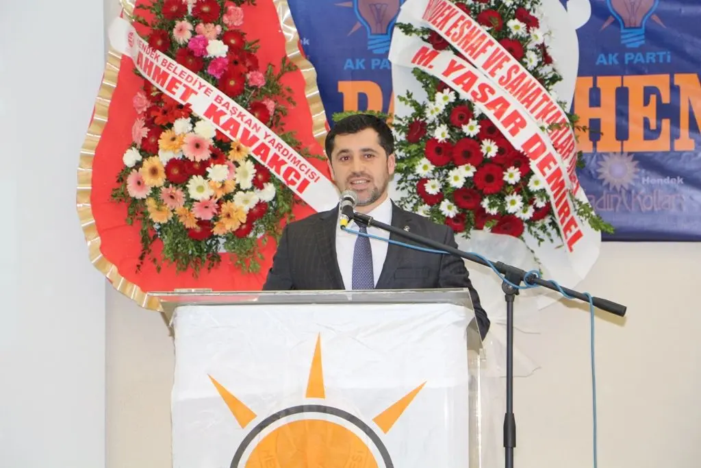 Haber: Ak Parti Hendek’te Emine Tosun Güven Tazeledi - Galeri-6
