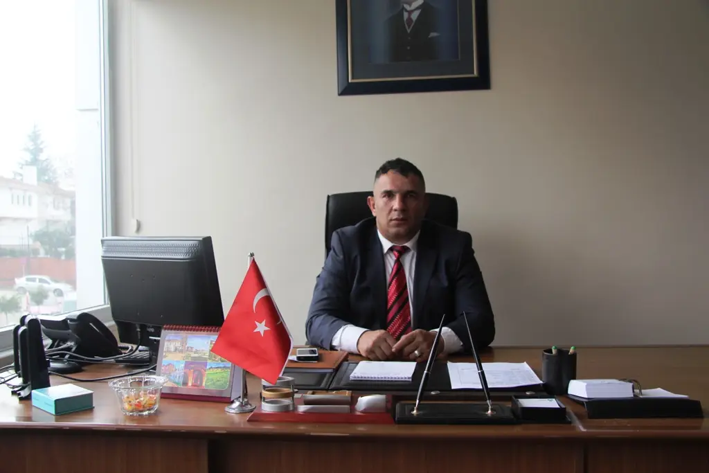 Haber: Hendek’ Belediyesinde Yeni Atamalar - Öne Çıkan