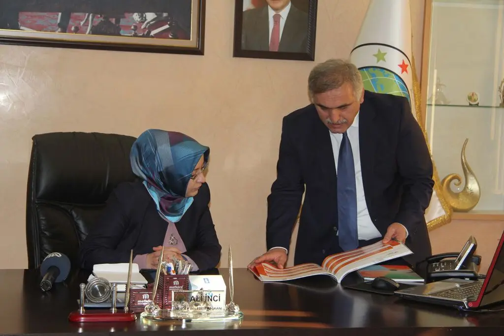 Haber: Çiğdem Erdoğan Atabek Hendek'te - Öne Çıkan