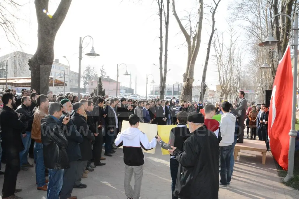 Haber: Hendek’te Peygambere hakaret kınandı - Galeri-7