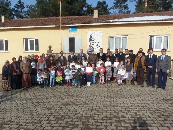 Haber: Öğrenciler Karnelerini aldı - Öne Çıkan