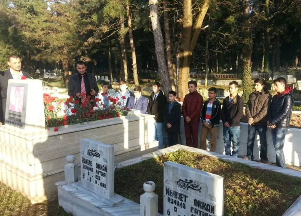 Haber: Sakarya Ülkü Ocakları Okkan’ı Kabrini ziyaret etti - Öne Çıkan
