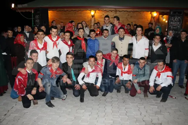 Dikmen’liler Askerlerini uğurladı