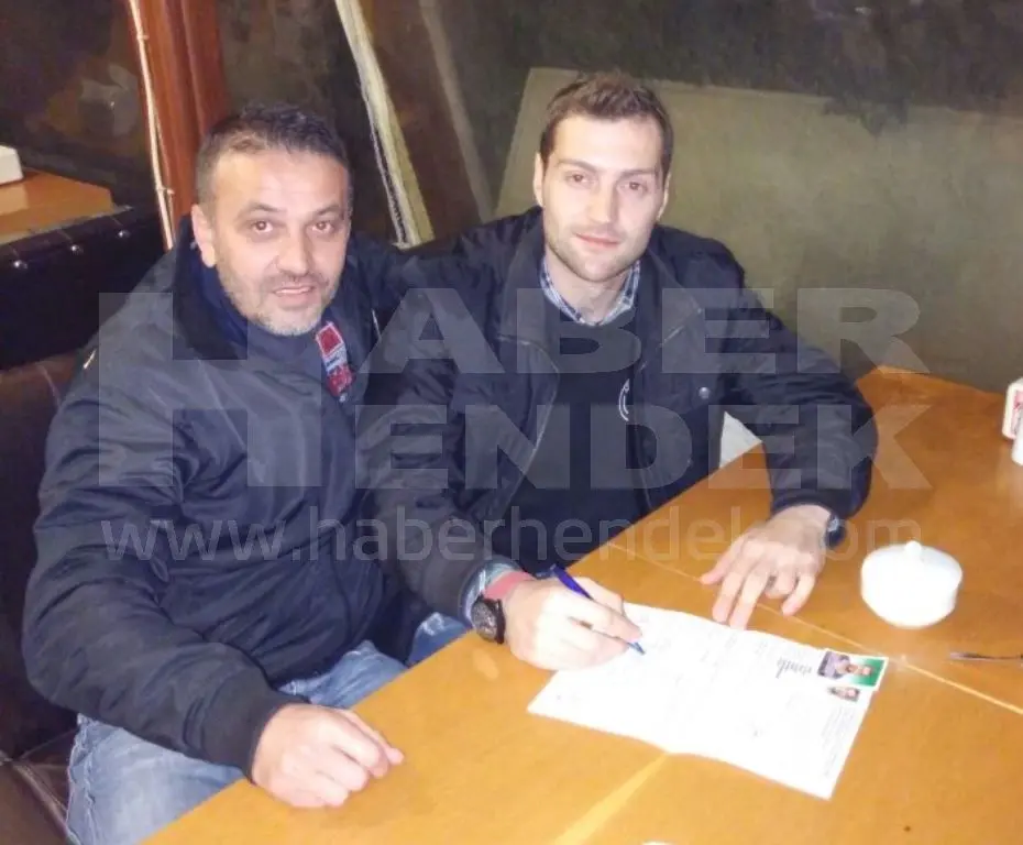 Haber: Hendek Boğazspor ,Rıdvan ile anlaştı - Öne Çıkan