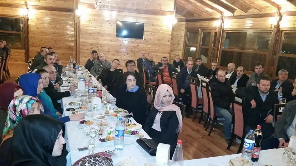 Haber: İnci adaylık sürecini Hendek ilçe teşkilatı ile iştişare etti - Galeri-1