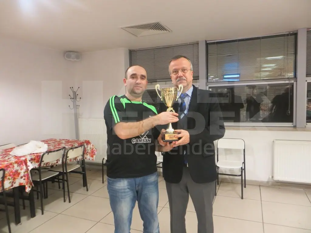 Haber: Çamsan’da Masa Tenisi Turnuvasında Kupalar Sahiplerini Buldu - Galeri-2