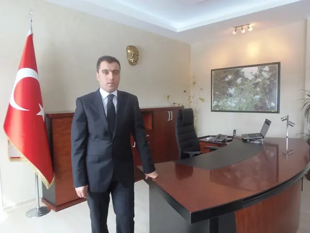 Haber: Hendek Kaymakamı Yıldız Göreve Başladı - Öne Çıkan